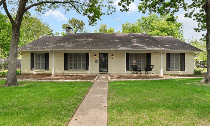 Denton House | Family Friendly, Updated, Charming Home in North Denton