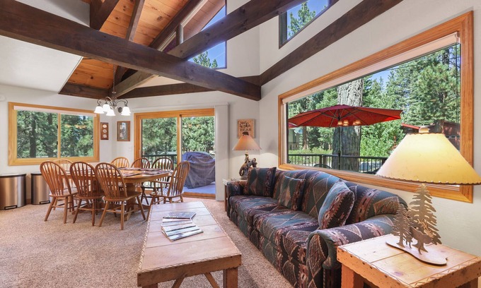 Montgomery Estates Cabin | Family Friendly-Great Location-AC Prestigious Neighborhood; 3 miles to lake