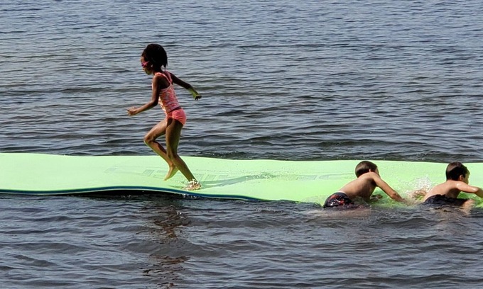 Nevis Cabin | Family Fun in an Upscale Cabin Near Park Rapids: Pontoon Available