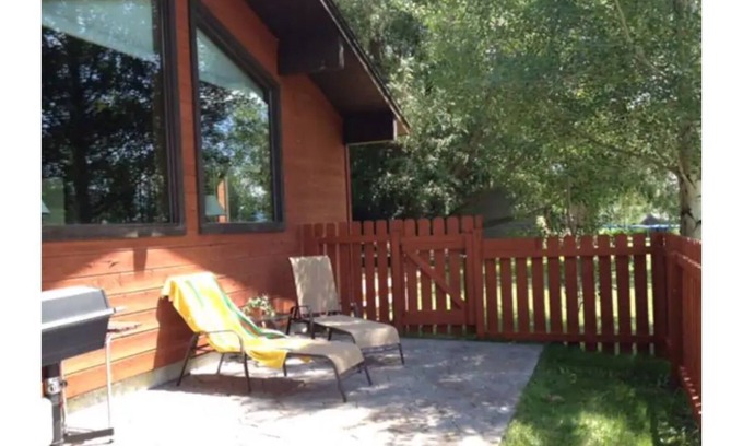 Jackson House | Family home in the middle of an outdoor paradise