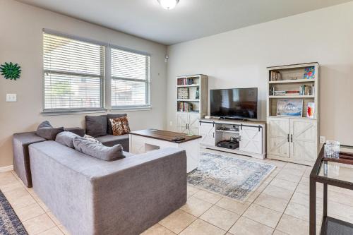 Buda House | Family Home with Pool Access 5 Mi to Downtown Buda!