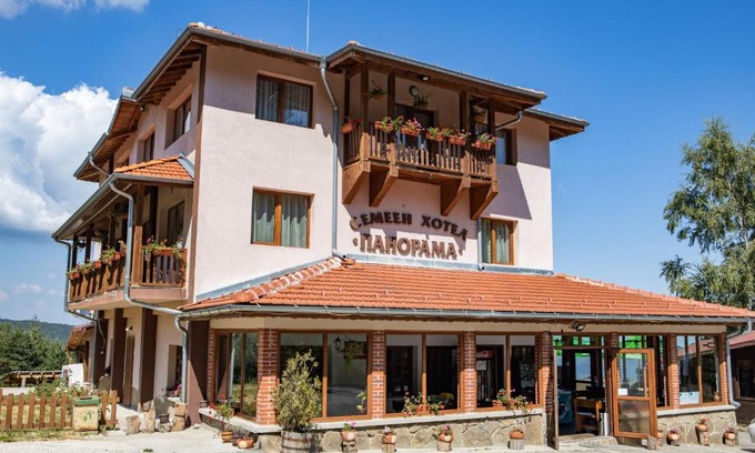 Troyan Hotel | Family Hotel Panorama