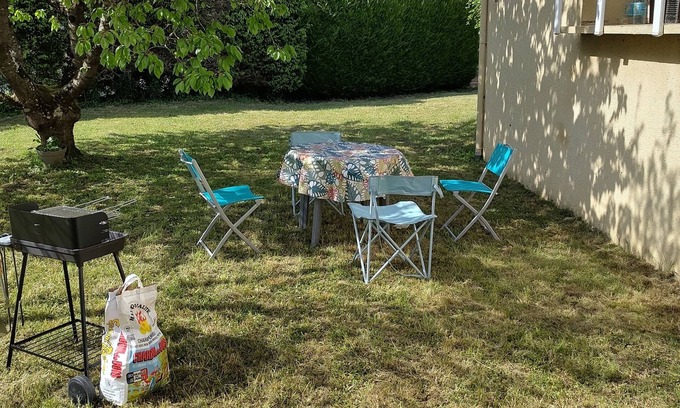 Belleville-sur-Meuse House | Family house - Garden - 3 bedrooms - Wifi