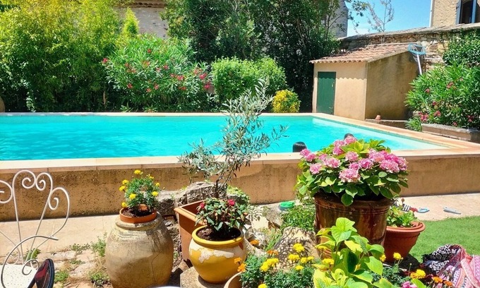 Pouzilhac House | Family house with swimming pool in a charming village