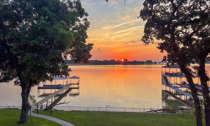 Azle House | Family LAKEFRONT retreat on Eagle Mt. Lake, pool, game room, a sanctuary!