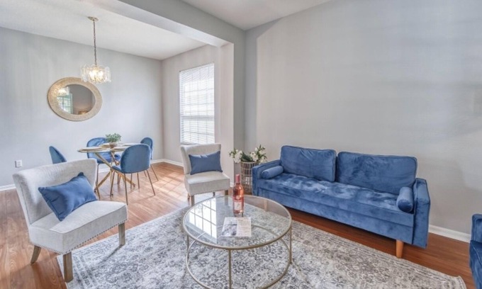 Lakeview Village House | Family Oasis Heated Pool + Pond View 4BR 2.5BA