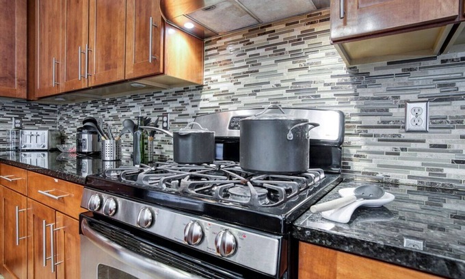 Stetson Valley House | Family Oasis: Movie Theater-Pool-Spa-Pool Table!