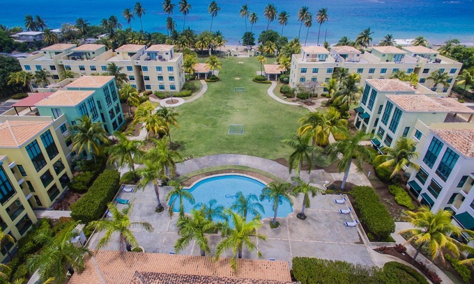 Las Carreras Apartment | Family Penthouse Rain Forest Views & Beach Access