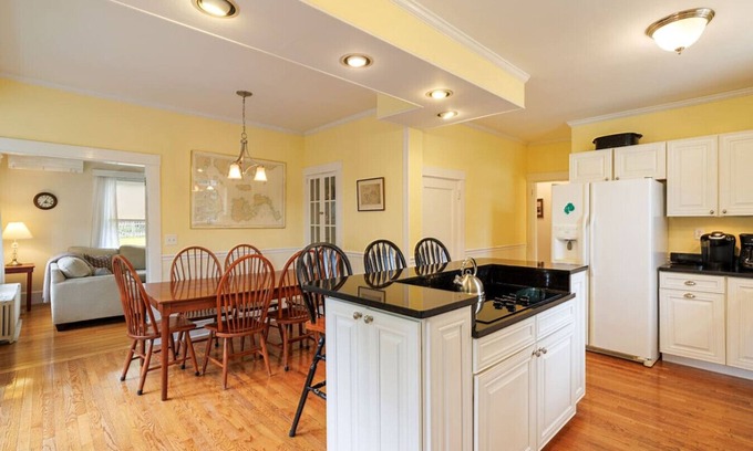 Northeast Harbor House | Family Pet Friendly 4BR in N.E. Harbor[Millbrook]