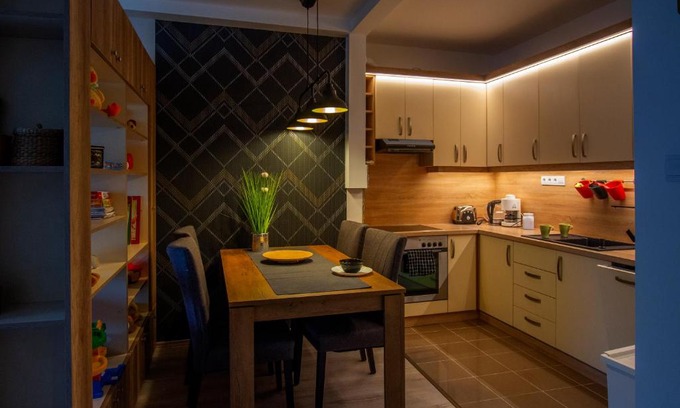 Eger Apartment | Family Residence
