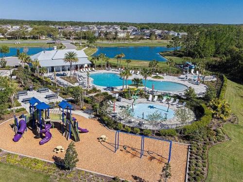 Wesley Chapel House | Family Retreat Near Tampa, Orlando & Beaches