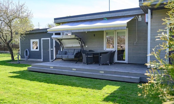 Kuressaare Apartment | Family retreat with a sauna in the centre