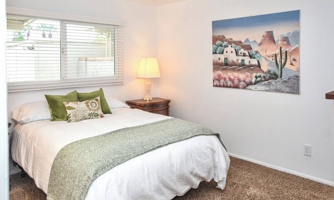 South Scottsdale Condo | Family Scottsdale Condo! Private! Great Location!
