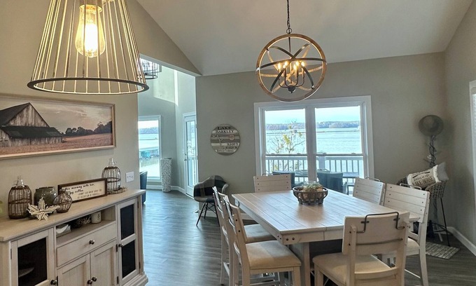 Eddyville House | Family-size home @ Lake Barkley- .5 mile from Mineral Mounds golf course & Ramp