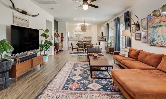 Oatmeal House | Family sized home with Lake Travis access and great amenities!