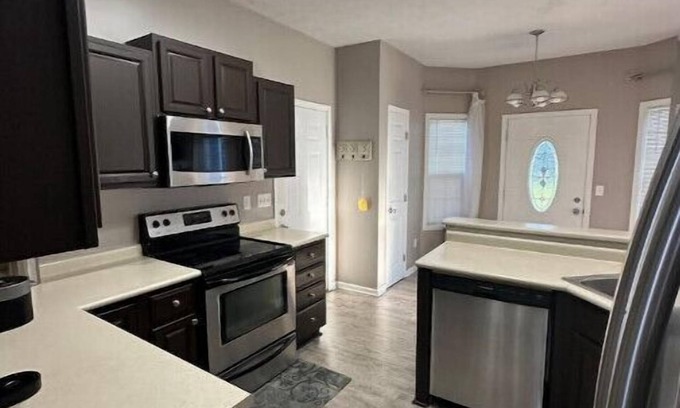 Stockwell House | Family sized house close to everything and only 7 miles from Purdue!