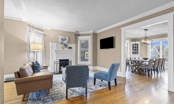 Cedar Rapids House | Family-sized Modern Historic Home Downtown Close to Everything