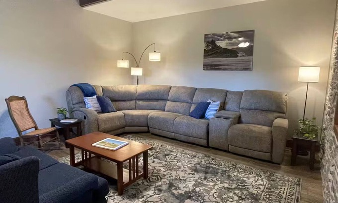 Leola Other | Family stay on a working sheep farm in a peaceful setting