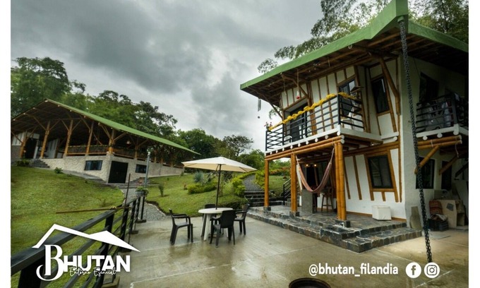 Filandia Cottage | Family suite for 4 with private kitchen, bathroom, Balcony and living area