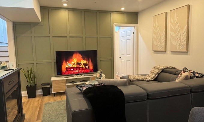 Halton Regional Municipality Apartment | Family two-bedroom legal basement in Milton