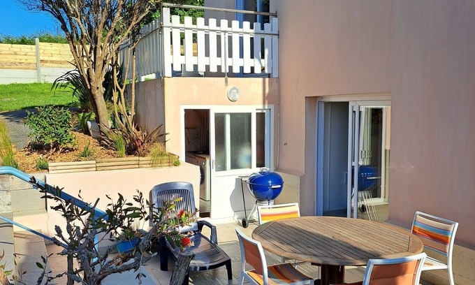 Camaret-sur-Mer House | Family vacation home by the sea, small pets welcome