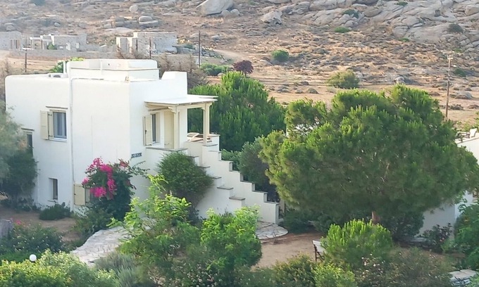 Agios Prokopios House | Family villa for four with one bathroom, sea view, breakfast incl.