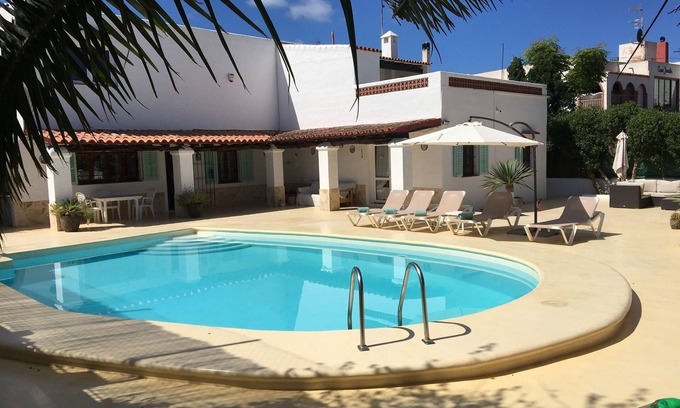 San Antonio Bay Villa | Fantastic Villa 300m from Beach, Private Pool, BBQ Area, Garden Great location