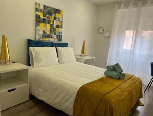 Sao Joao de Deus Apartment | Fantastic 1 Bedroom Apartment at Roma Avenue - 1B