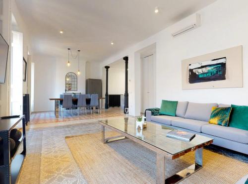 Barrio de las Letras Apartment | Fantastic apartment for 4 near Museums SAN AGUSTIN I