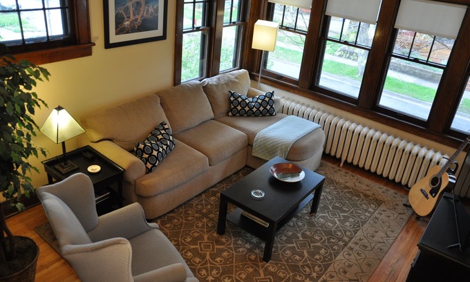 Prospect Park Apartment | Fantastic duplex in the Historic District