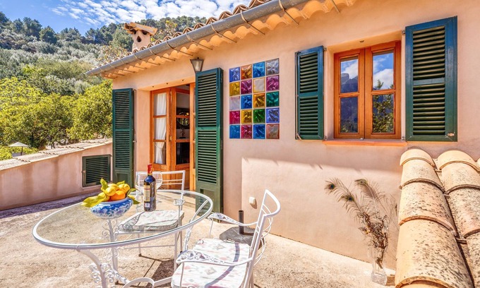 Soller House | Fantastic Holiday Home with Wi-Fi, Air Conditioning and Rooftop Terrace with Panoramic View