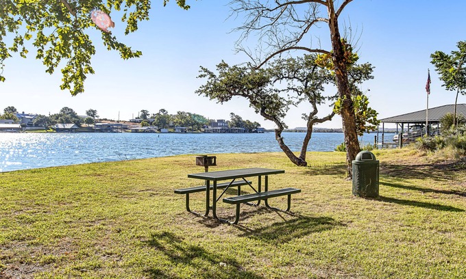 Granite Shoals House | Fantastic home near Lake LBJ with a large backyard, hot tub, grill, & patio