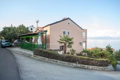 Ravni Apartment | Fantastic sea view in apartment Kvarner for max 4 guests in Ravni