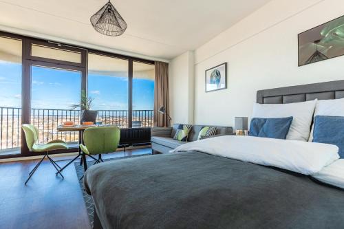 Antonsviertel Apartment | Fantastic Views Augsburg Center Luxury Congress