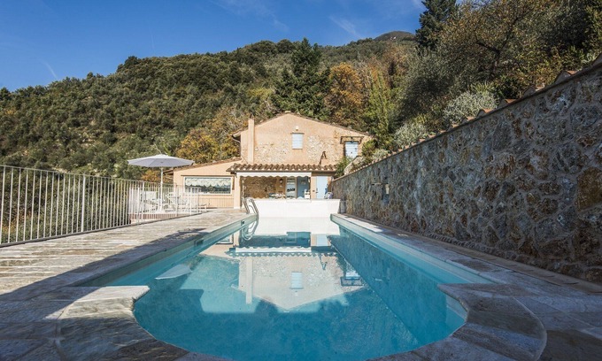 Camaiore Villa | Fantastic villa with pools, 4 bedrooms and 4 bathrooms.