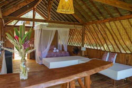 Fitii Other | Fare Maimiti - Tu'i'anina Village Huahine