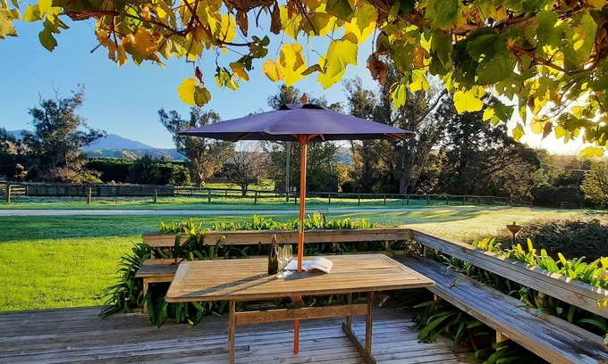 Waipapa Bay Other | Farm cottage in the picturesque Clarence Valley