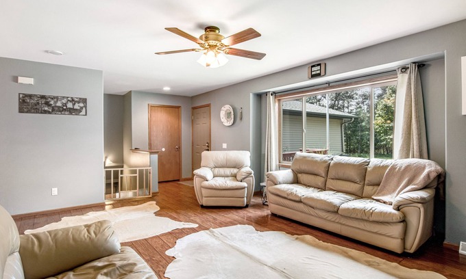Wisconsin Dells House | Farm country retreat with fenced yard, deck, firepit & movie projector