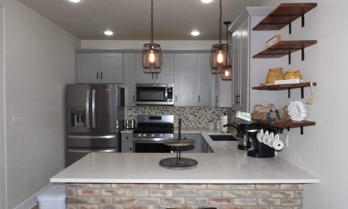 Bastrop House | Farm Street Manor comfy, cozy and convenient welcome home!