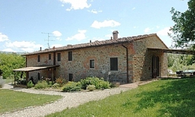 Figline e Incisa Valdarno Apartment | farmhouse with pool ,panoramic peaceful location near firenze,Sien