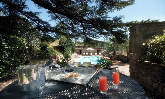 San Venanzo Apartment | Farmhouse apartments with breathtaking scenery and unspoiled nature.