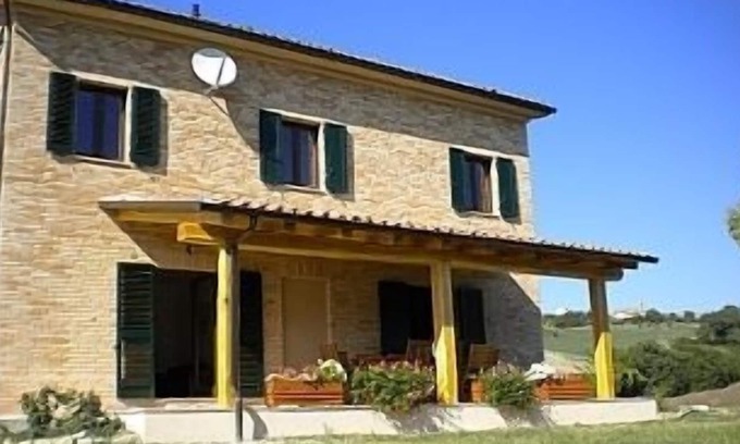Falerone Other | Farmhouse In Falerone Fermo Italy