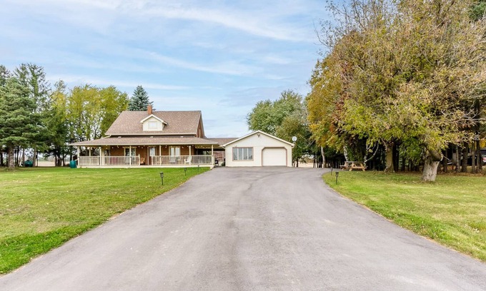 Melancthon Other | Farmhouse Nestled in a beautiful area.