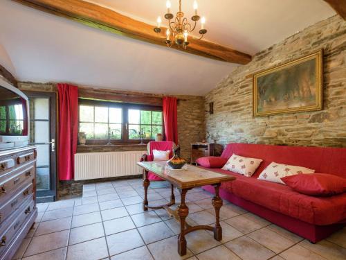 Manhay House | Farmhouse situated at the edge of the woods, cleaning included