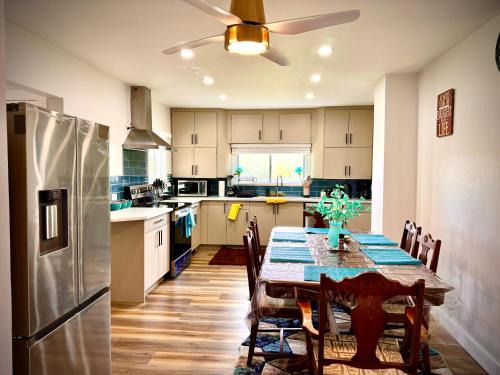 Division No. 11 House | Farmstay in Edmonton
