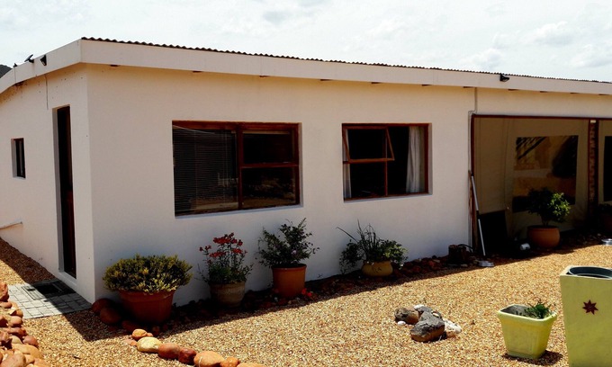 Kannaland Apartment | Farmstyle Comfort , Secure and Safe