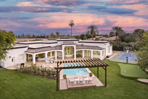 Paradise Valley Villa | Farrier by AvantStay Spectacular 7BR Mediterranean-style Estate w Pool