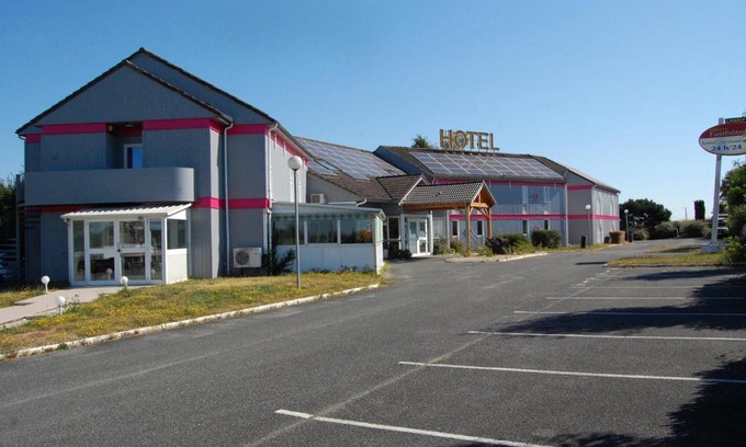 Montierchaume Hotel | Fasthotel Chateauroux