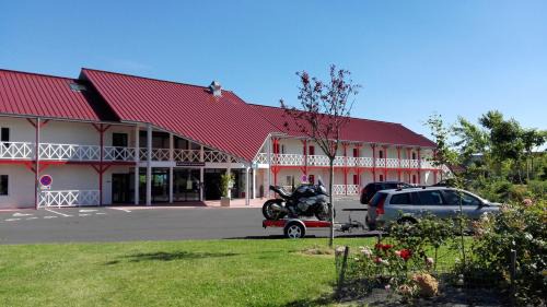 Montmarault Hotel | Fasthotel Montmarault