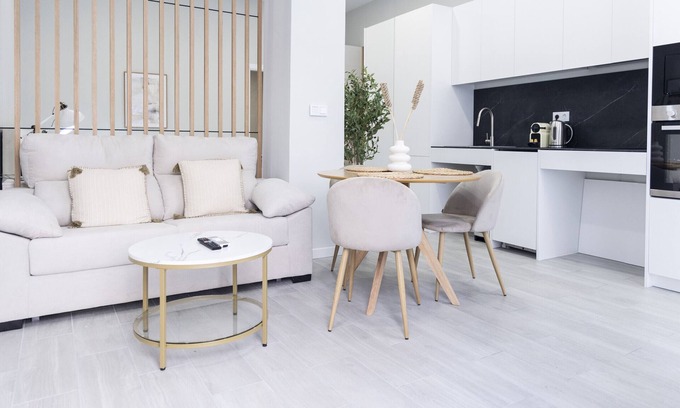 Patraix Apartment | Favara Suites B by Concept Flats